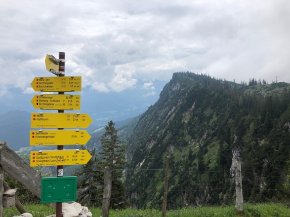 Am Gatterl (Leiterl)  kann dem Stöhrweg folgend die Tour leicht abgekürzt werden