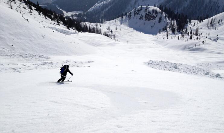 Bei richtigem Abfahrtszeitpunkt - Butterfirn bis zur Schlicker Alm.