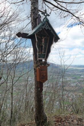 Gipfelkreuz am Pröller (740 m)