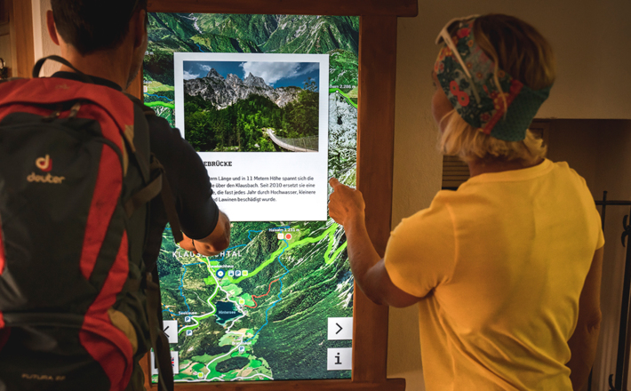 In der Nationalpark-Infostelle Klausbachahus