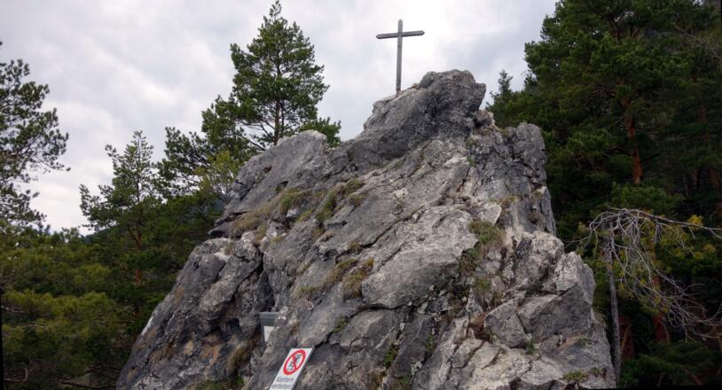 Am Spitzmäuerl ~1085m