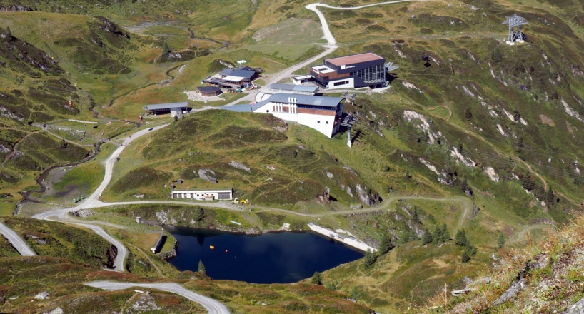 Tiefblick zur Häuslam 1970m (Start)