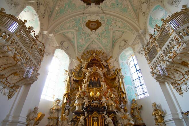 Der Altar in der Basilika Gößweinstein