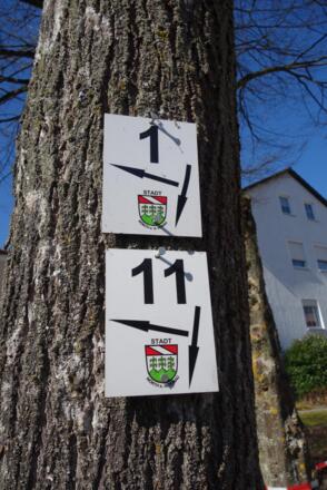 wir folgen der Markierung "1"