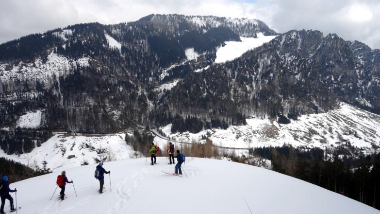 Kleines Zwischenplateau 1135 m mit Tannschwärze, Schwarzkogel u. Kampermauer re.