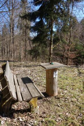 Rastplatz beim Aufstieg zum Bankerlberg
