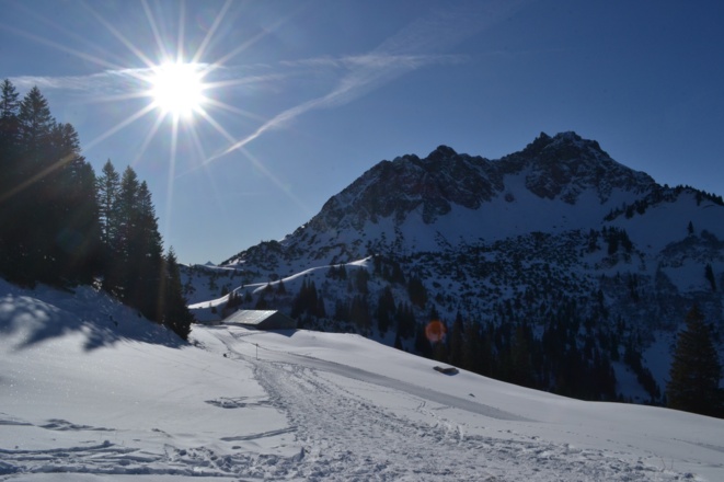 Auf dem Weg zur Krinnenspitze zeigt sich der Litnis.