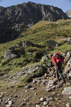 Aufstieg aus dem Großen Walsertal zur Oberen Alpeschellaalpe