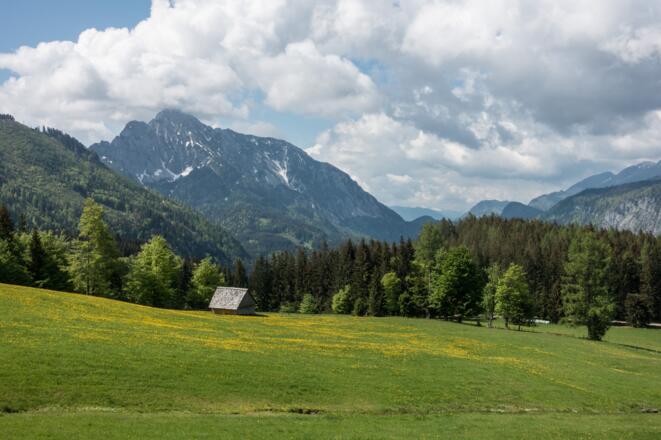 Sonnleitner Reith mit Blick zum Bosruck und über den Pyhrnpass zu den Schladminger Tauern