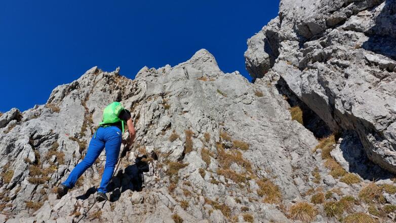 Leichte, seilversicherte Kletterstelle