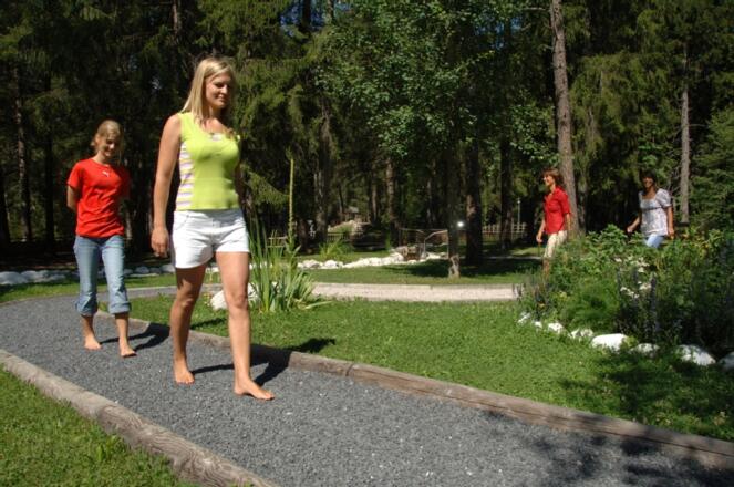Barfußweg im Kneipp für mich® Erlebnisdorf