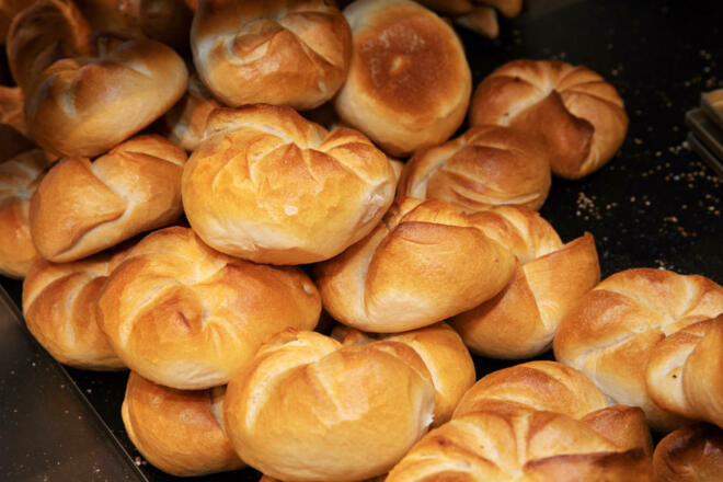 backstube_schwarz_16_compressed_1backstube_schwarz_16_compressed