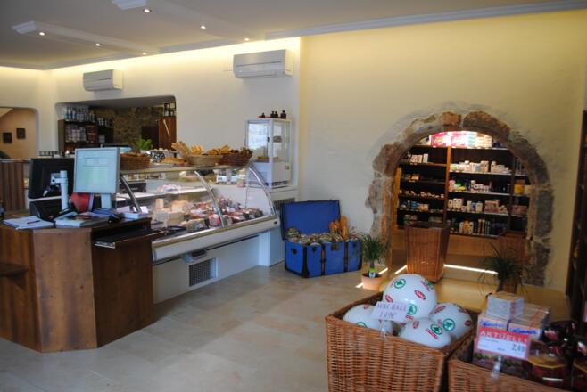 Innenansicht der Gemischtwarenhandlung