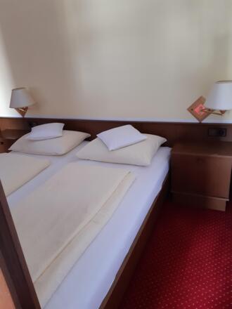 Doppelbett Ferienwohnung 1