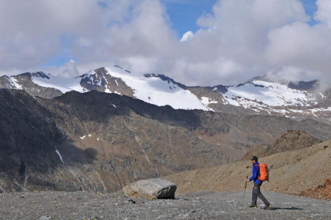 Abstieg vom Ht. Seelenkogel mit Blick auf Schalfkogel