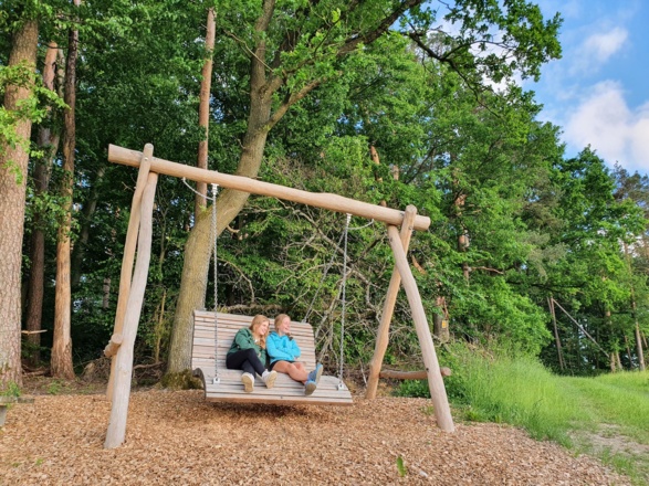 Panoramaschaukel am Aussichtspunkt Taubenherd