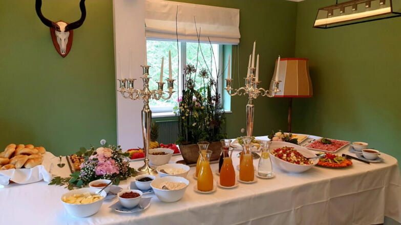Villa Weiss - Fruehstuecksbuffet