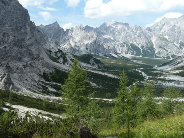 Abstieg durch das Wimbachgries.