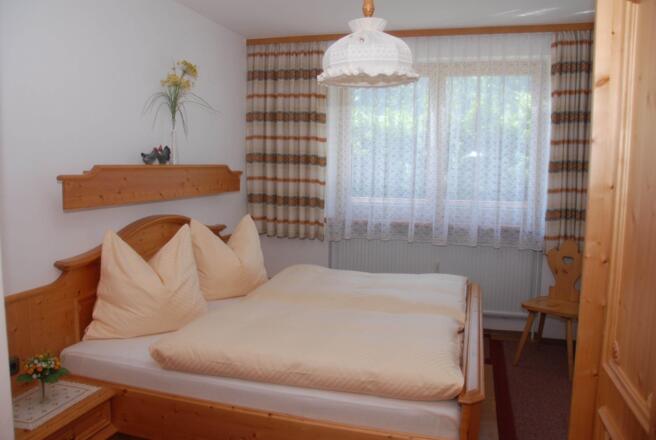 2-Bett-Schlafzimmer 1