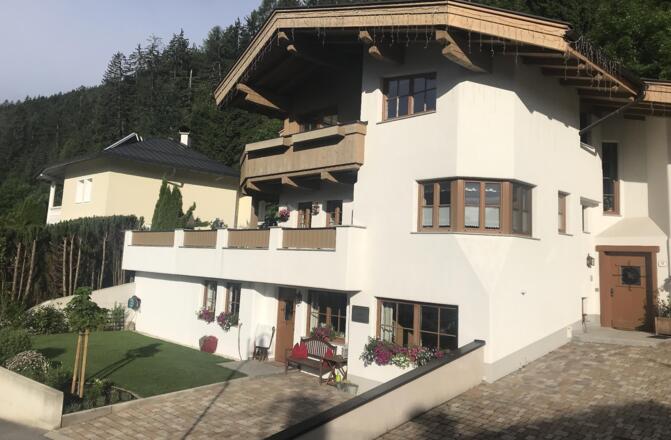 Fewo, Garten, 2 Parkplätze