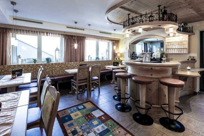 kleine Bar