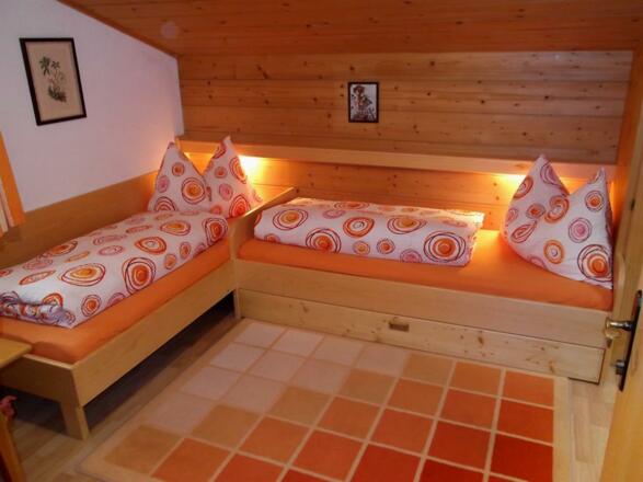 Zweibettzimmer mit DU - extra WC