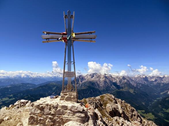 Gipfelkreuz am Hochthron
