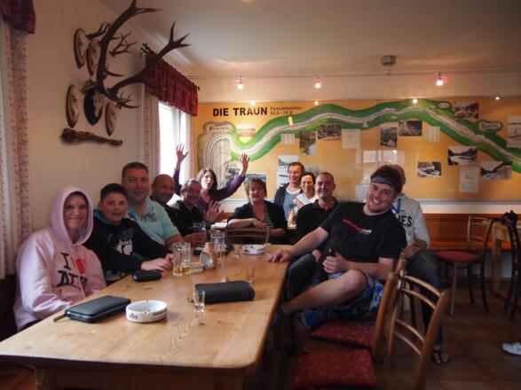 Tauchgruppe im geheizten Aufenthaltsraum