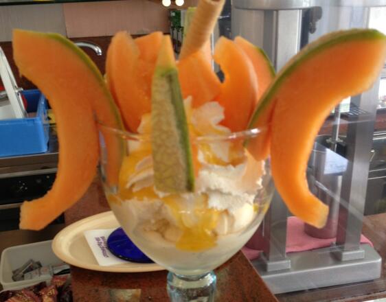 Melonenbecher