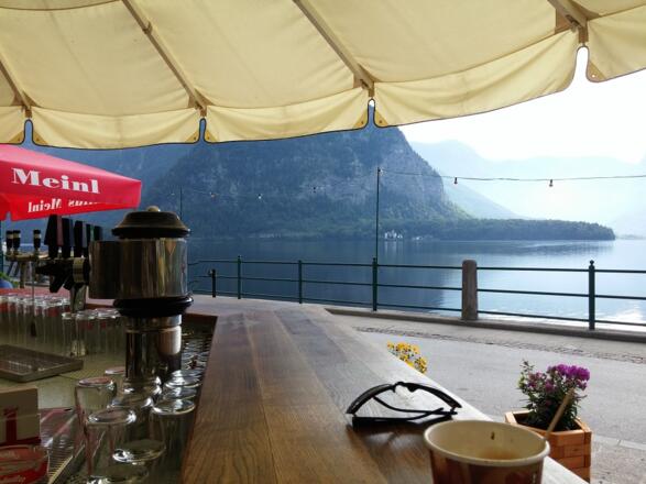 Aussicht von der Schirmbar in Hallstatt