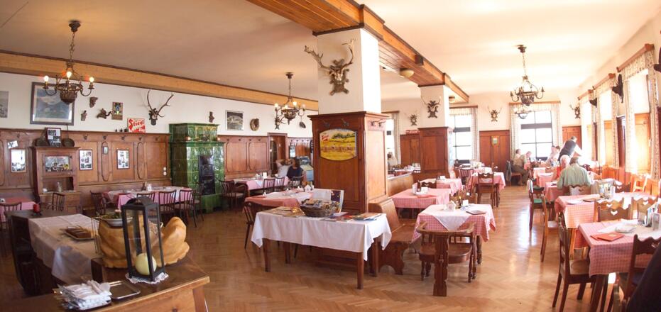 Scahfberg roter saal