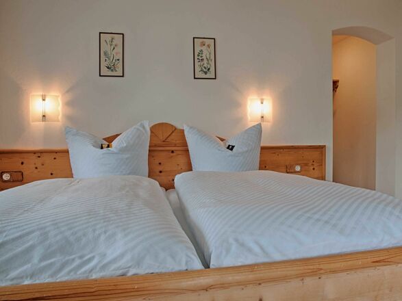 Gästehaus Höpfl - Wintermärchen in ruhiger und sonniger Lage am Fusse des Wallbergs