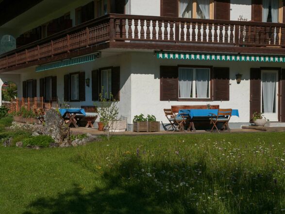 Gästehaus Höpfl in ruhiger und sonniger Lage am Fusse des Wallbergs