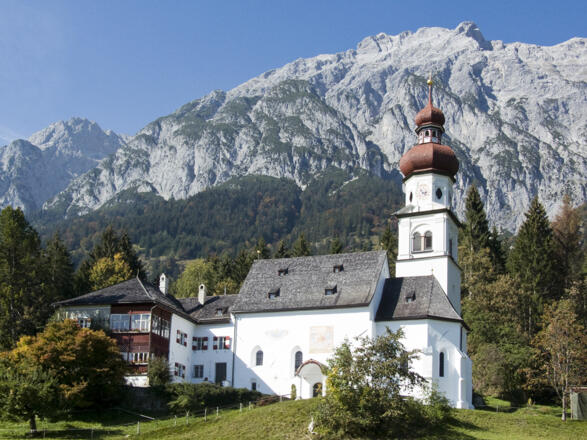 St. Martin bei Absam vor der Walderkampspitze