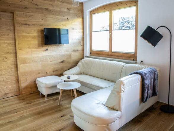 Fewo_Heu_Berg_Blick_Wohnzimmer_02