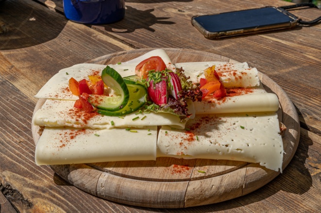 Brotzeit auf der Harbachalm
