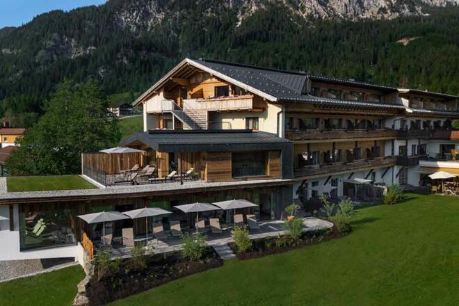 Almhotel Told
