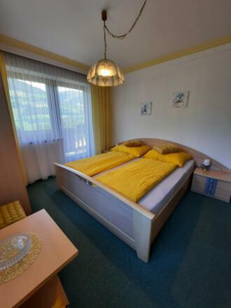 Schlafzimmer 3