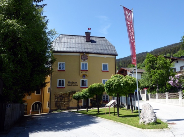 Das Museum Schloss Lerchen in Radstadt.