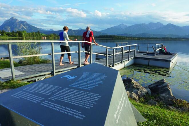 Kneippinsel und Info-Stele
