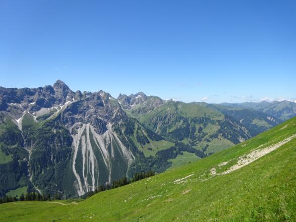 www.berghaus-schroecken.at
