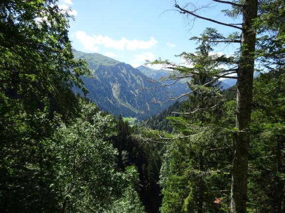 www.berghaus-schroecken.at