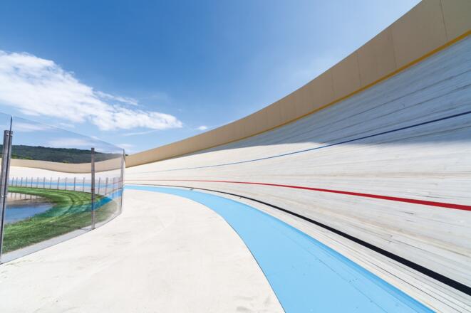 hello yello Velodrom  Linz