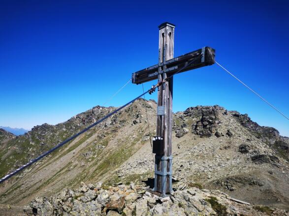Grafmartspitze mit Rückblick auf die Grünbergspitze