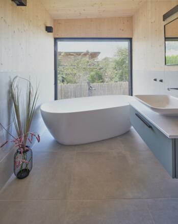 57D2B38F-09C4-4FCC-9C66-A95F990F8D93