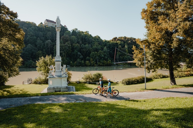 Radtour am Innradweg Mariensäule Wernstein am Inn