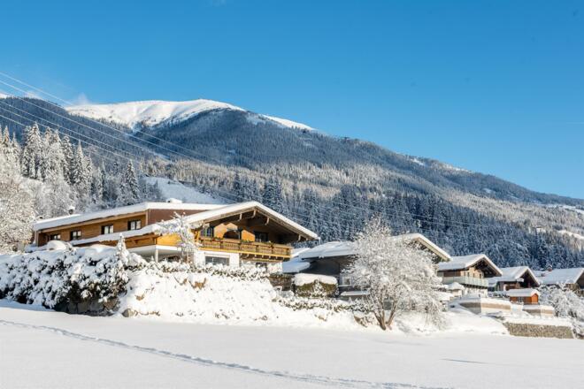 Hausansicht Winter