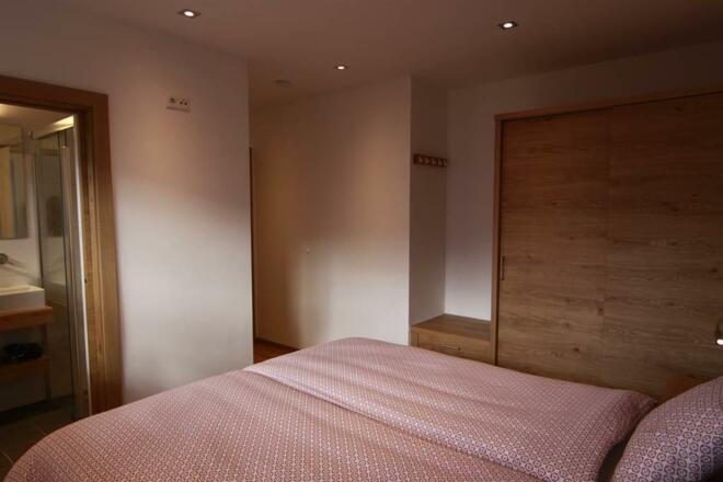 Schlafzimmer 3