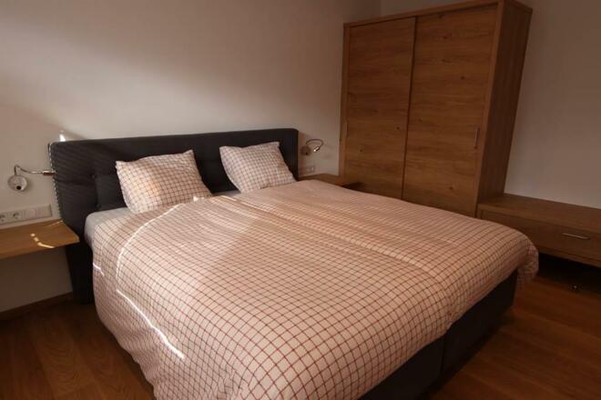 Schlafzimmer 4