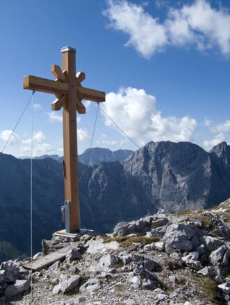 Das Kreuz auf dem Westgipfel des Gamsjochs